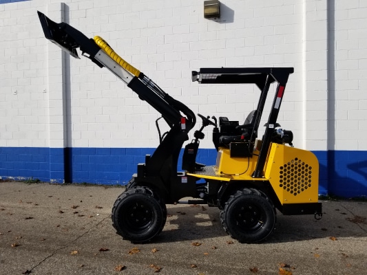 Hummerbee Articulated Compact Loader with Skid Steer Style Tool Carrier