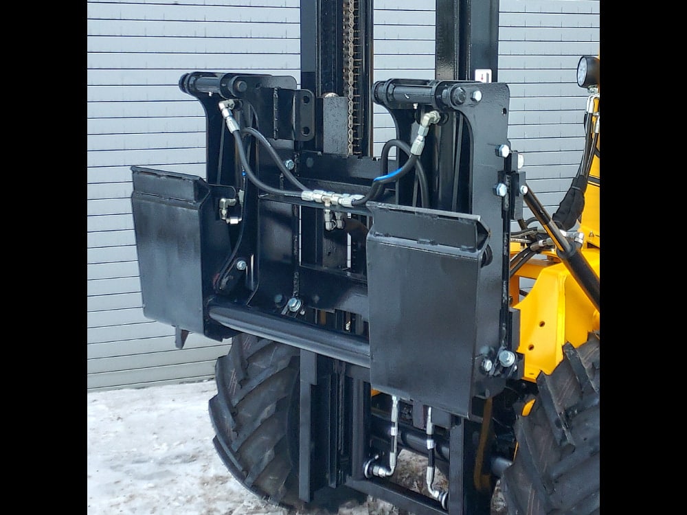 Skid Steer Quick Attach Adapter on Forklift